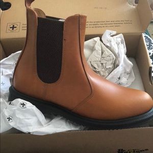 Flora Dr Marten Boots